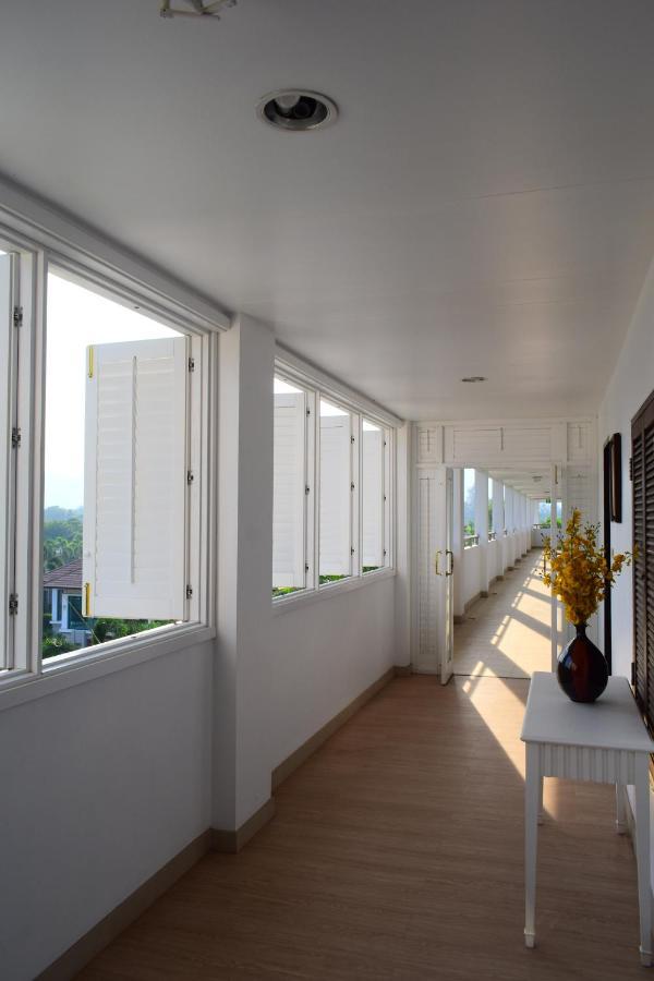 Seapine Beach Golf And Resort Hua Hin Ban Khao Takiap Екстер'єр фото