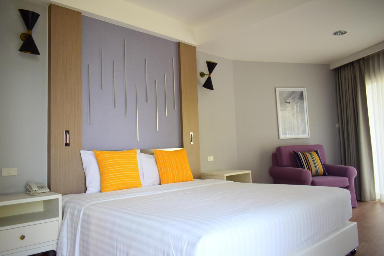 Seapine Beach Golf And Resort Hua Hin Ban Khao Takiap Екстер'єр фото